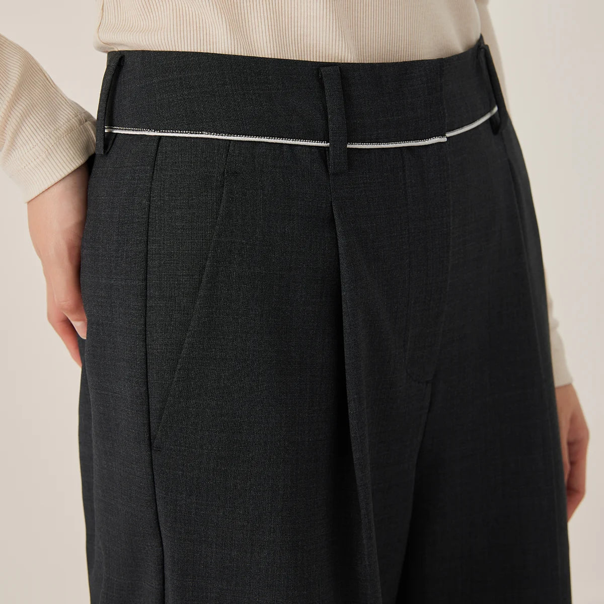 High-Waisted Wide Leg Wool Blend Pants: Women's Fall Fashion. KL9523338.